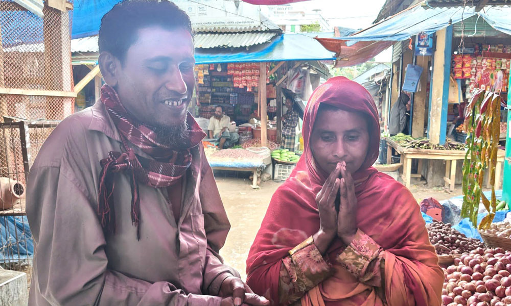 ‘হেরে ঈদে একটা মেন্দি কিইন্যা দেয়াম’