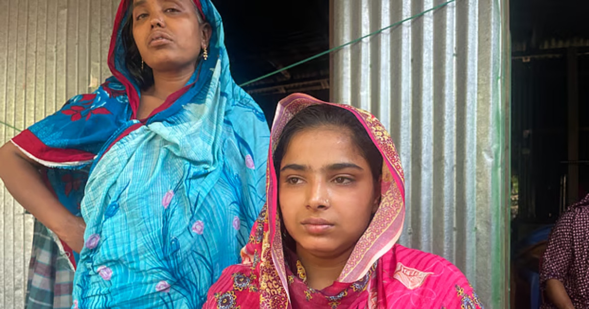 বাবা-মায়ের বর্ণনায় একমাত্র সন্তানের পদ্মায় ত’লিয়ে যাওয়ার হৃদয়বিদারক দৃশ্য