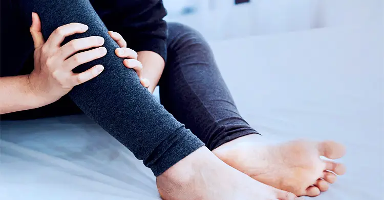 ঘুমের মধ্যে পায়ের মাং’সপে’শিতে টান লাগলে যা করবেন? জেনে নিন