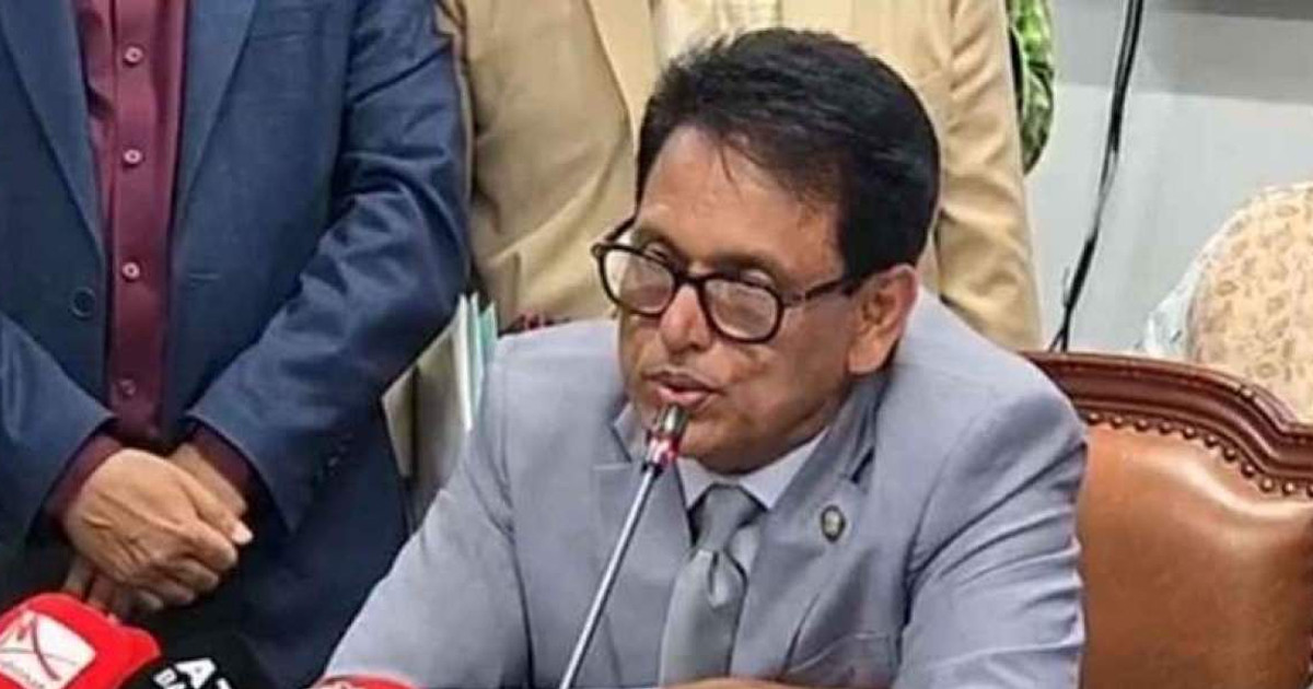 ‘পাবলিক পরীক্ষায় ফেল করা শিক্ষার্থীরা দুই বারের বেশি সুযোগ পাবেন না’