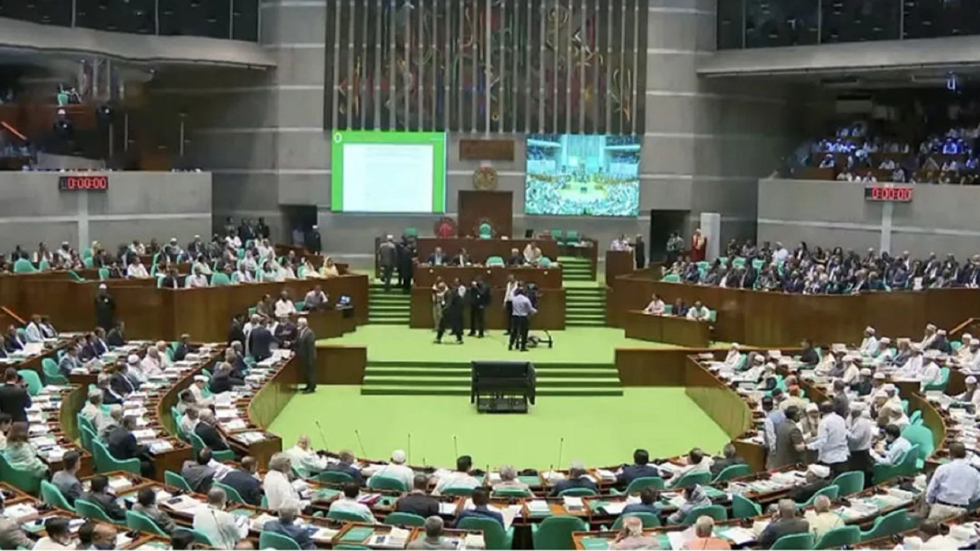 সংসদে বিল পাস: সরকারি চাকরিতে প্রবেশের নতুন বয়স নির্ধারণ