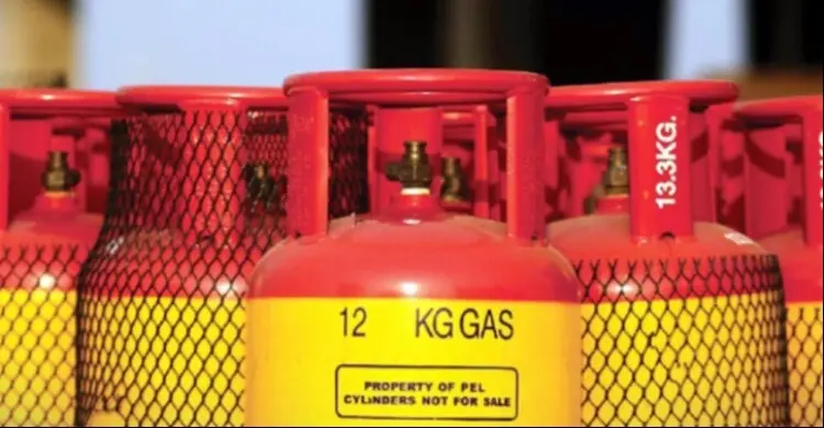 ১২ কেজি এলপিজির দাম বাড়ল ২১২ টাকা