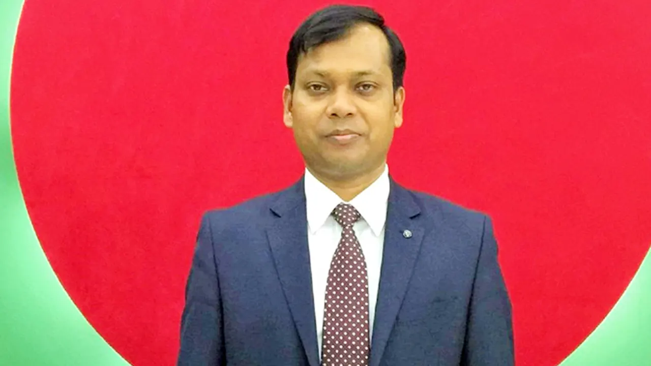 বিদায়বেলায় সাবেক ডিসি সারওয়ার আলমের আবেগঘন স্ট্যাটাস